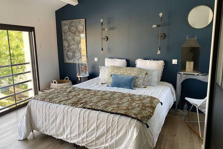 Location de vacances pour 6 personnes, avec Terrasse et Jardin à L'Houmeau - 4