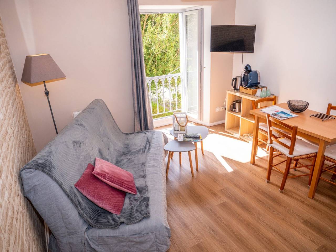 Appartement entier, Gite La rosée du matin, près de Beille in Ussat, Ariège
