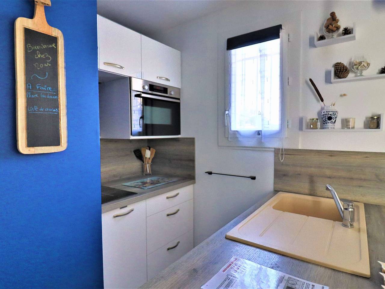 Appartement entier, Charmant appartement avec jardin, proche plages, commerces et Royan, parking privé in Saint-Georges-de-Didonne, Côte de Beauté