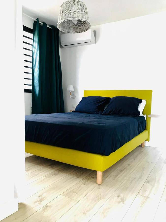 Gîte pour 4 personnes, avec jacuzzi et jardin à Les Trois-Bassins - 4