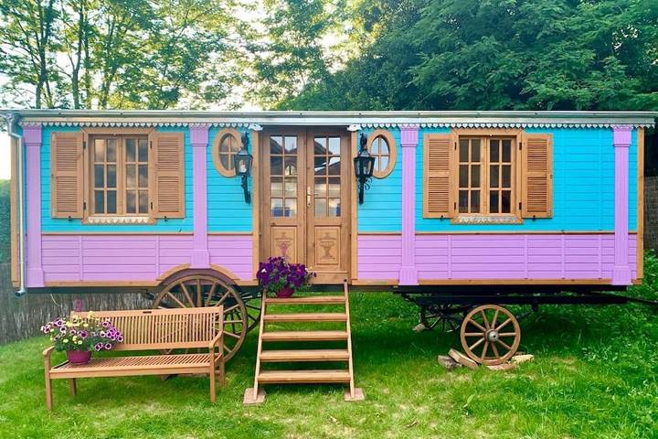 Gîte pour 2 personnes, avec terrasse et jardin dans Dumes