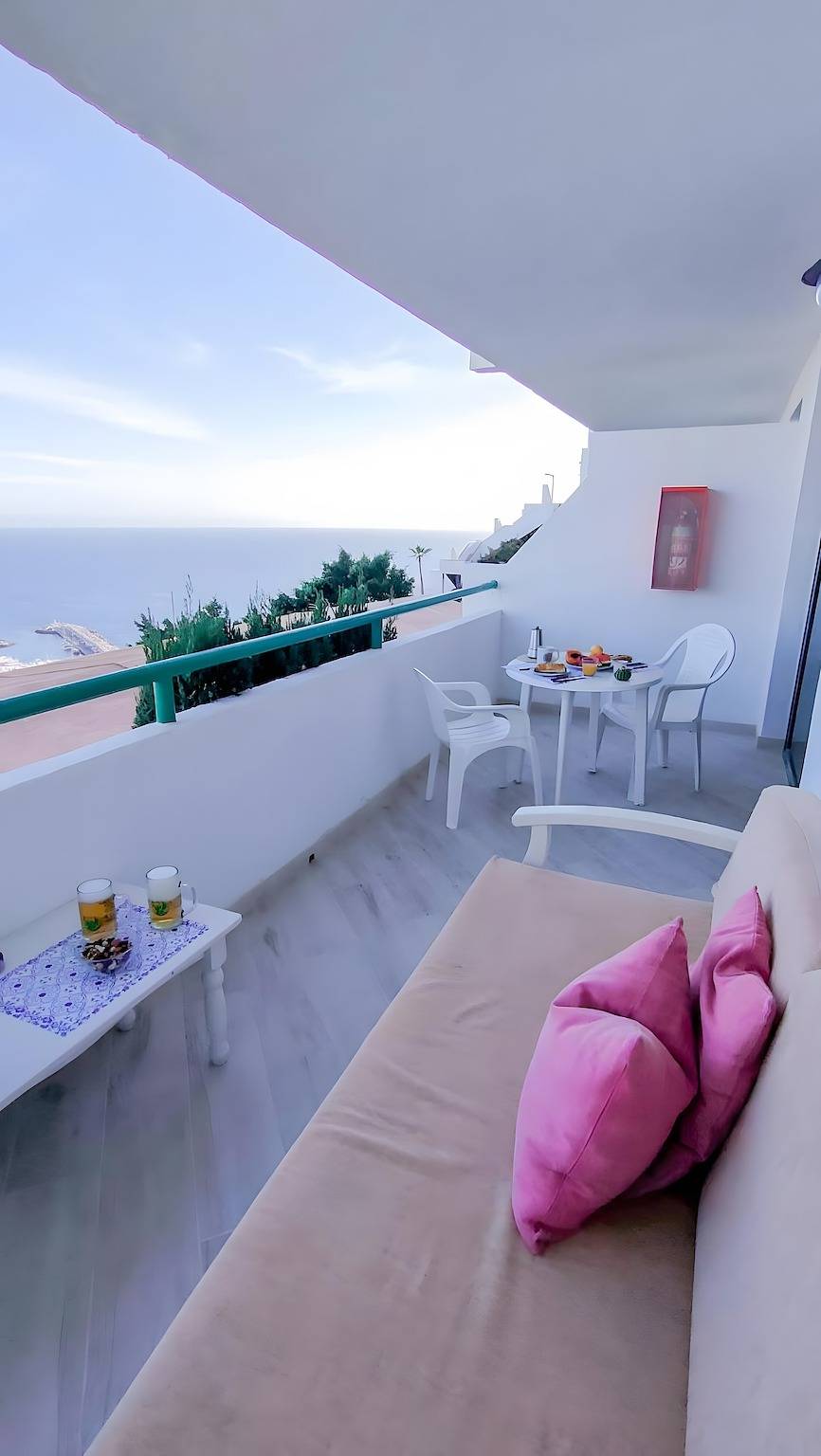 Apartamento entero, Apartamento Vacacional 'Paraíso Para Todos' con Vistas al Mar, Piscina y Wi-Fi in Playa Amadores, Gran Canaria Sur