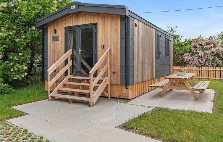 Ferienhaus für 4 Personen, mit Terrasse und Garten