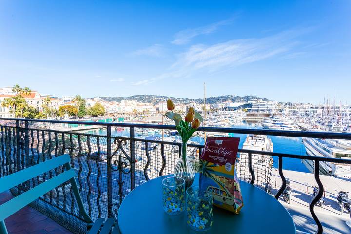 Appartement de vacances pour 4 personnes, avec vue sur l’océan et balcon