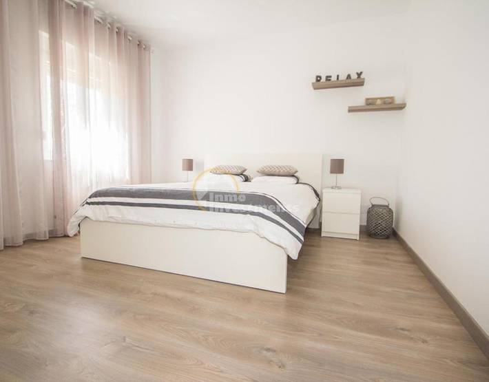 Casa rural para 4 personas, con piscina y jardín en Torrevieja - 3