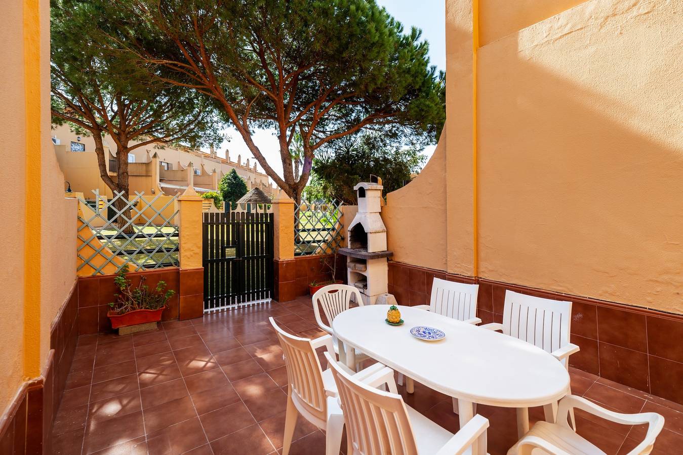 Ferienhaus "Marisa" mit Pool, Garten, Terrasse, Balkon und Wlan in Sancti Petri, Chiclana de la Frontera