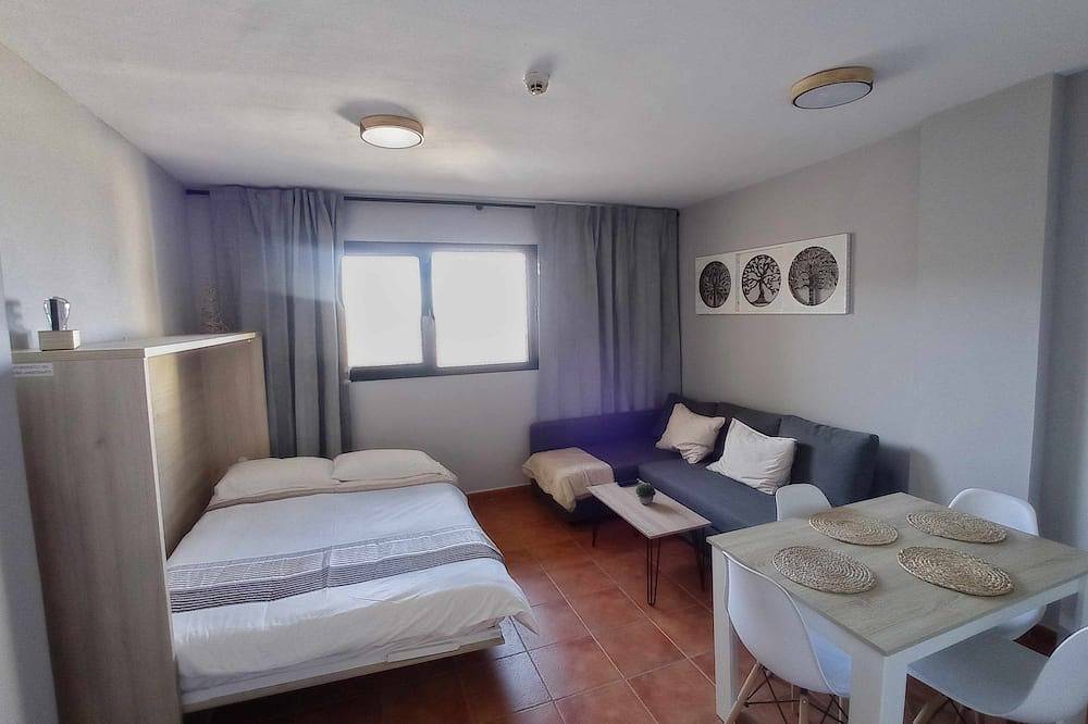 Entire apartment, Poppy Studio in Sierra Nevada Ski Resort, Monachil