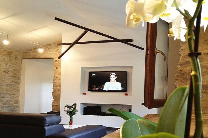 Gîte pour 2 personnes, avec jardin et jacuzzi à Carnas - 4