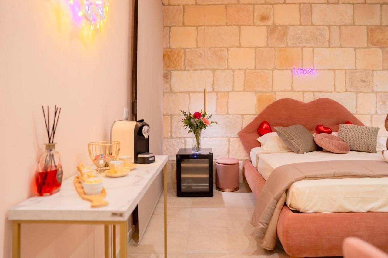 Roses Suite & Apartments in Capurso, Provincia di Bari