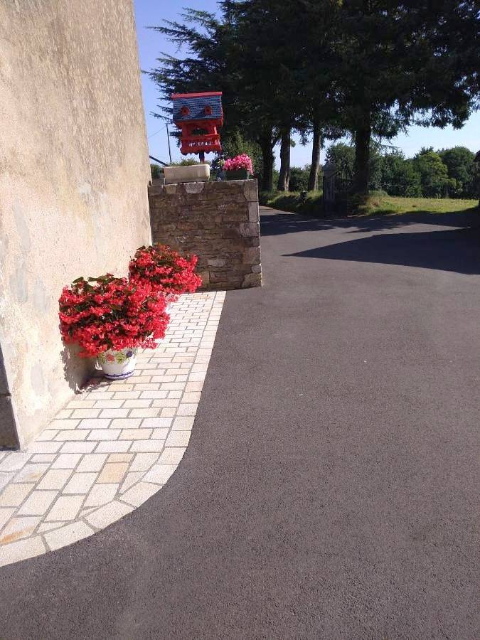 La petite maison bleue in Lopérec, Région de Châteaulin