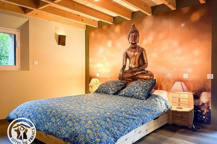 Location de vacances pour 8 personnes, avec jardin à Prudhomat - 2