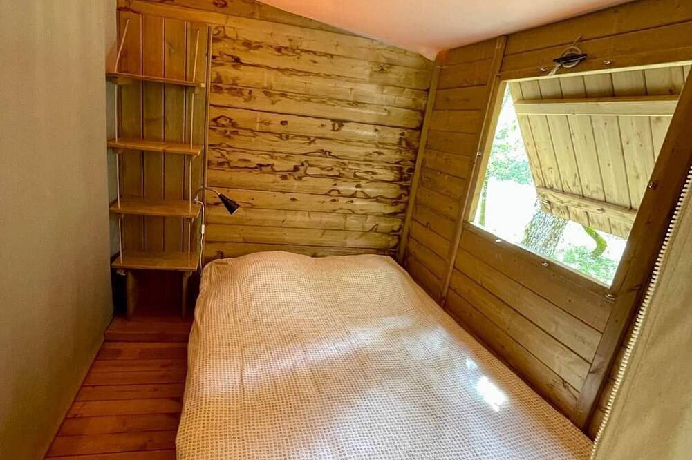 Glamping Lodge Sdb - Lodges du Bois Dodo in Septfonds, Quercy
