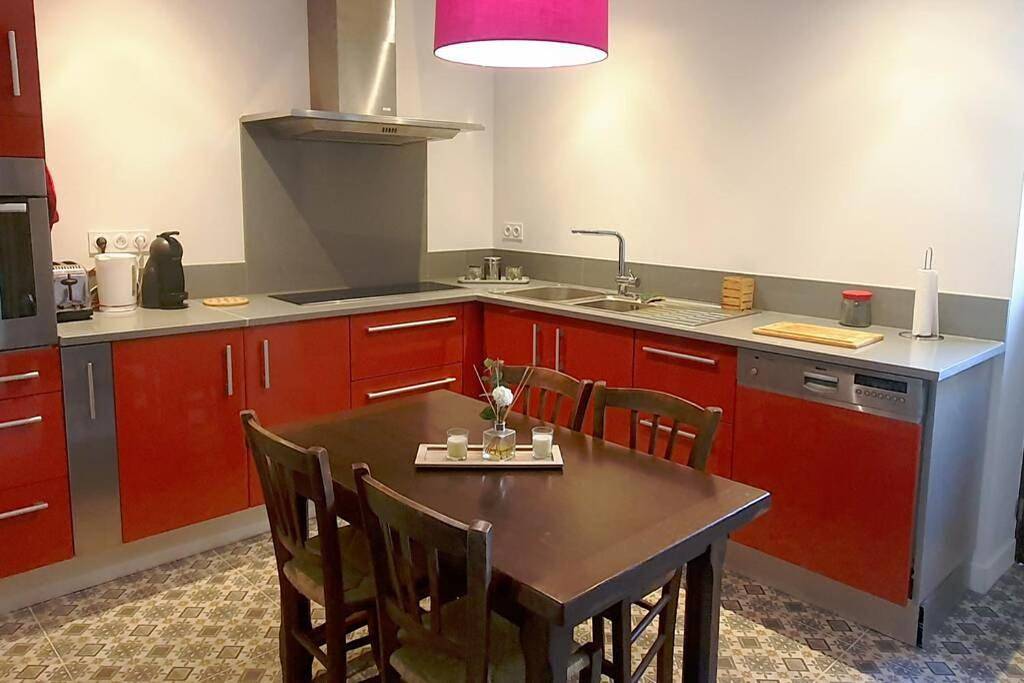 Two-Bedroom House in Cindré, Région de Vichy