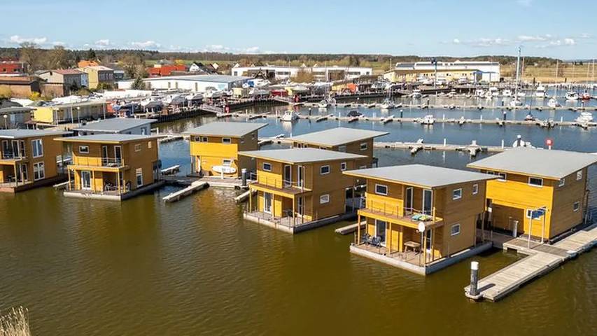 Boot für 7 Personen, mit Balkon in Kröslin - 4
