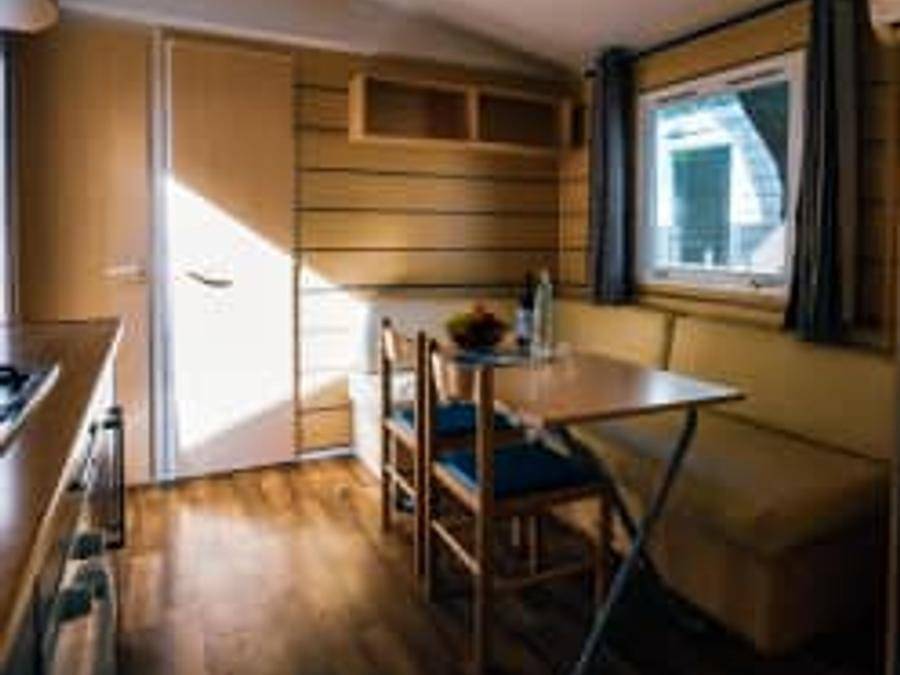Camping Vilanova Park - Mobilheim 4 personen - Amber 2 Schlafzimmer in Vilanova i la Geltrú, Garraf