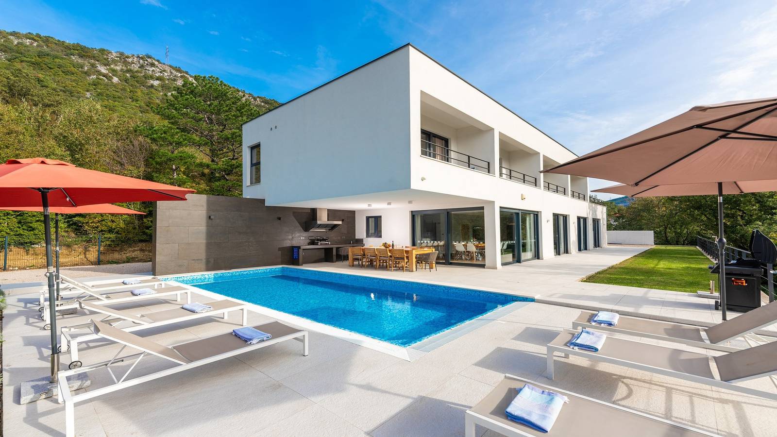 Moderne Villa Adria Blue mit beheiztem Pool in Bakarac, Kraljevica