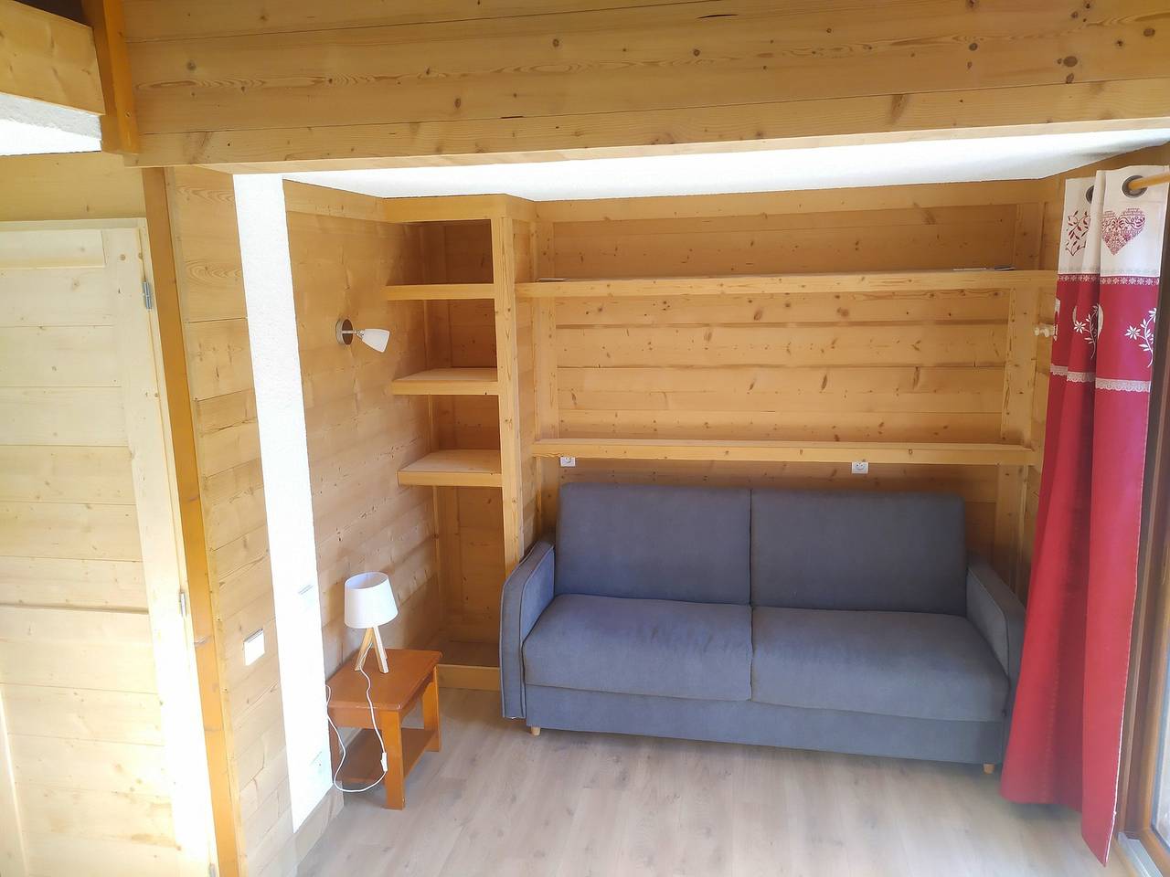 Appartement entier, Duplex rénové pour 6/7 pers face aux pistes avec Wifi à Termignon in Termignon, Région de Saint-Jean-de-Maurienne