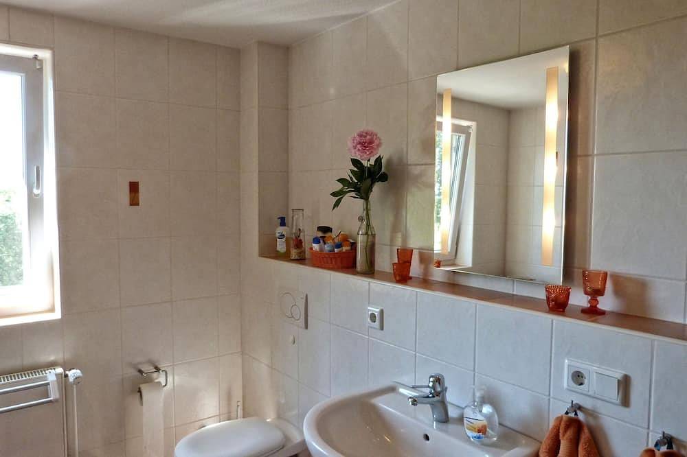 Ganze Wohnung, Detjens: Fewo in ruhiger Lage mit Terrasse und Garten - Ferienwohnung Detjens in Ellingstedt, Haithabu