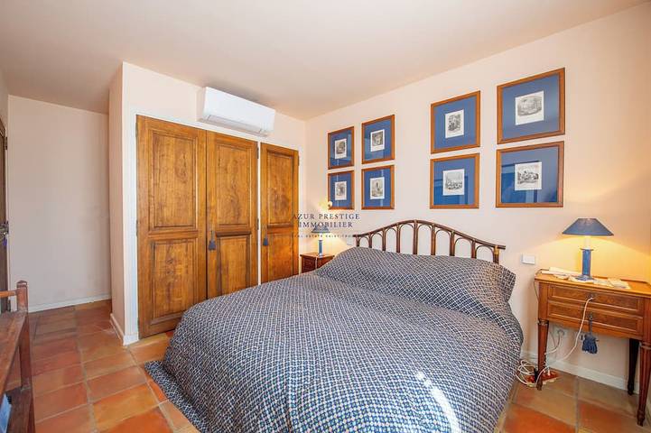 Gîte pour 4 personnes, avec terrasse dans Port de Saint Tropez - 3