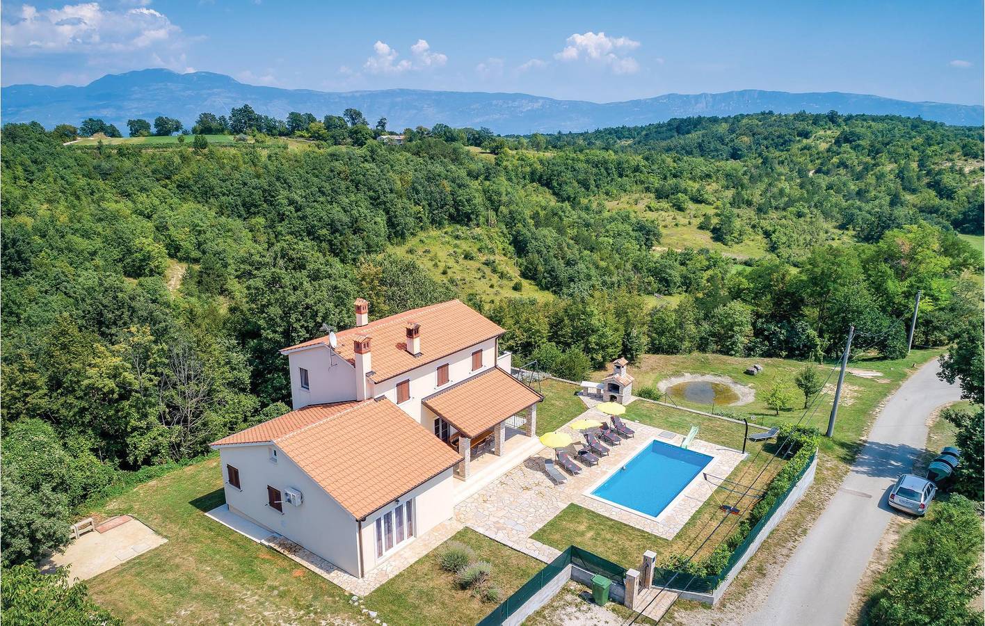 Ferienhaus für 8 Personen mit Terrasse in Gračišće, Zentralistrien