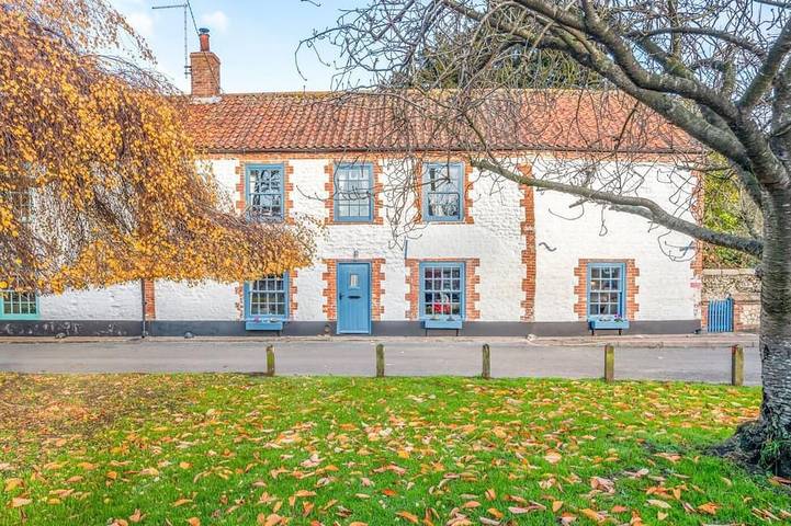 Cottage for 6 people, with garden, with pets in Thornham