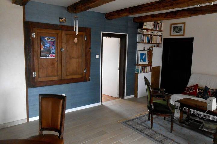 Gîte pour 6 personnes, avec jardin et balcon, animaux acceptés à Centrès
