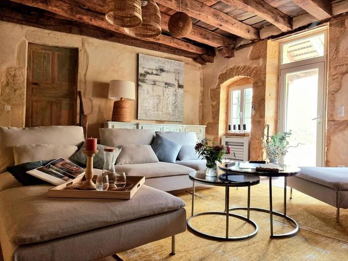 Location de vacances pour 8 personnes, avec piscine ainsi que jardin et vue, animaux acceptés à Prats-du-Périgord - 2