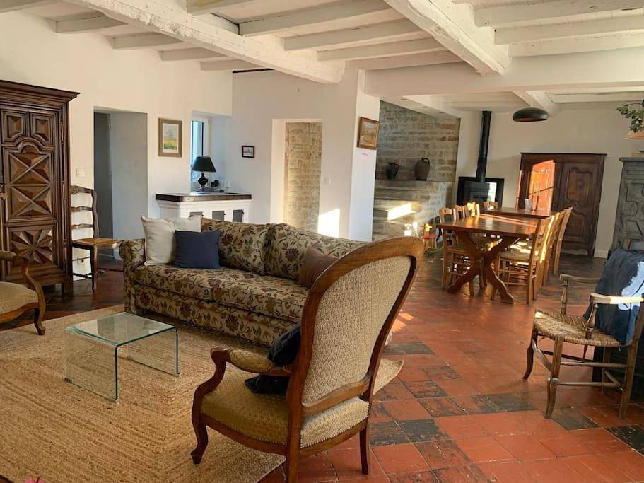 Holiday Home in Lingèvres, Région de Bayeux