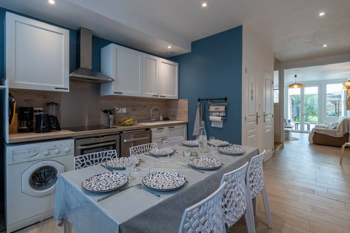 Ferienhaus für 8 Personen, mit Garten und Terrasse in Eu