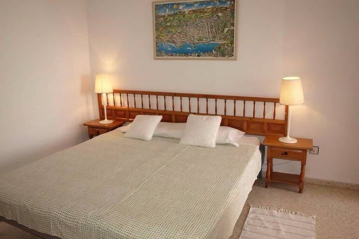 Finca für 4 Personen, mit Kinderpool und Garten sowie Pool und Balkon in Nerja - 2