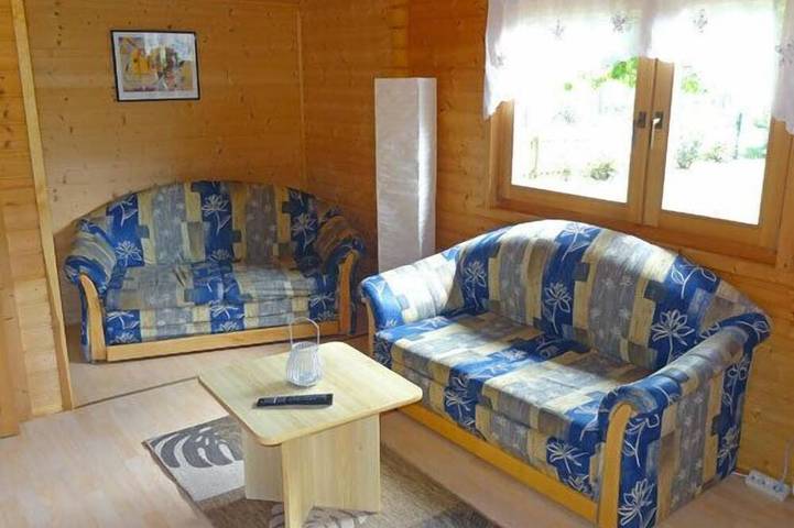 Bungalow für 4 Personen, mit Terrasse und Garten in Altenkirchen - 4