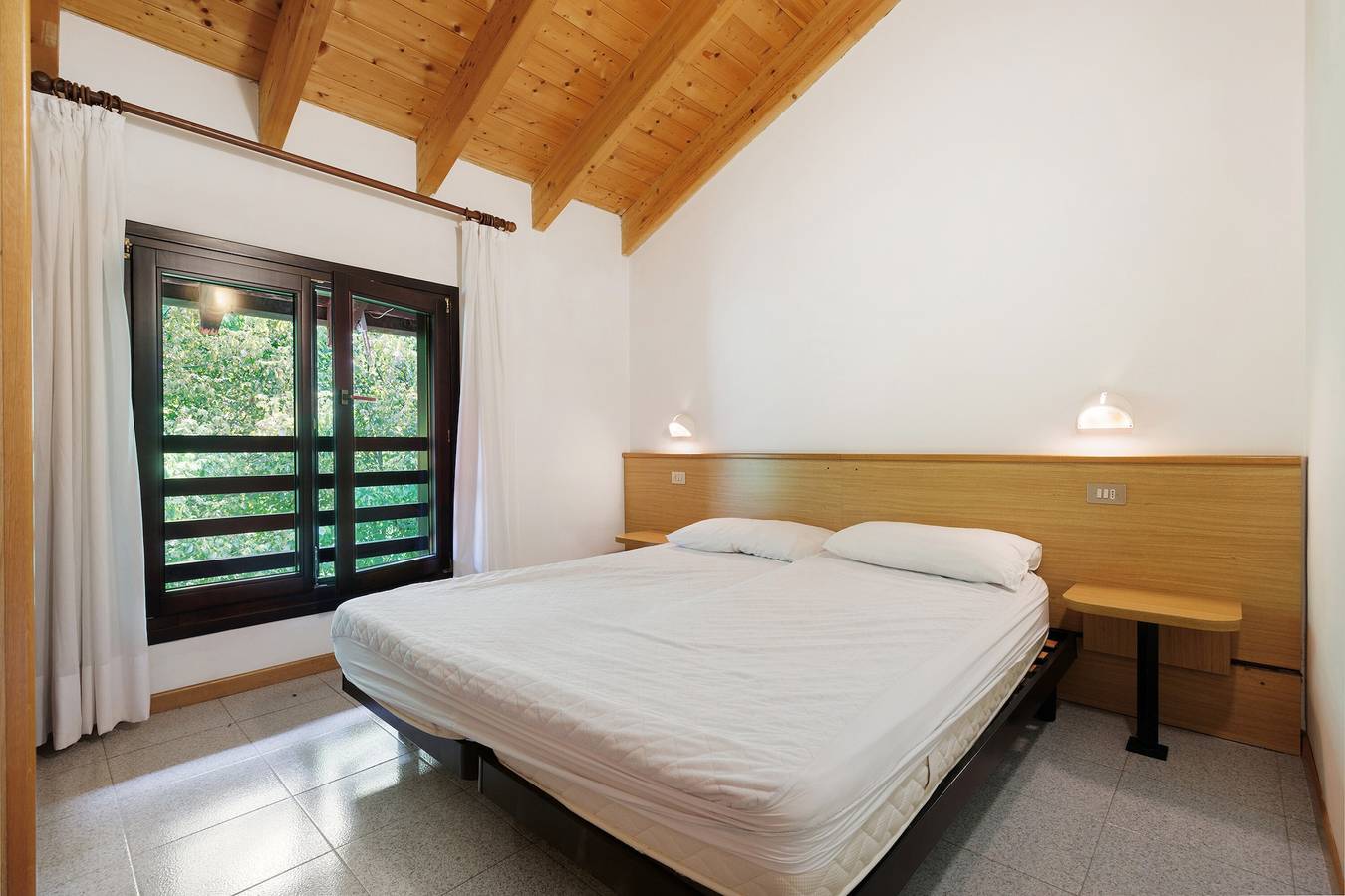 Appartamento intero, Appartamento 'Casa Serena&Giacomo 10' con vista montagna, giardino in comune e Wi-Fi in Bezzecca, Ledro