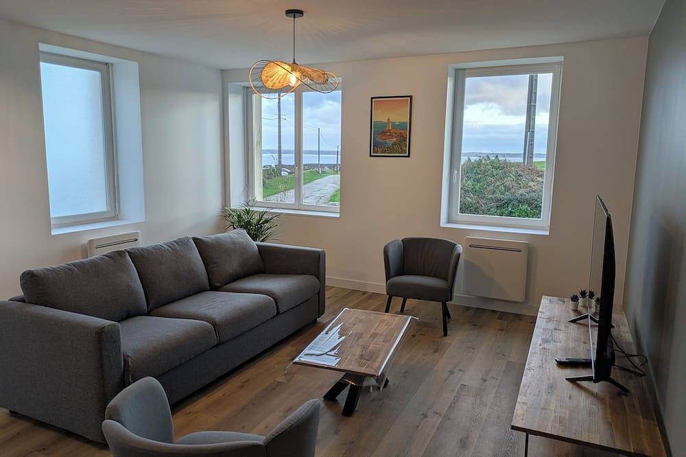 House with sea view on the Gr34, near Le Minou in Locmaria-Plouzané, Brest region