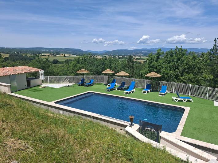 Location de vacances pour 4 personnes, avec Jardin à Dauphin (homonymie)