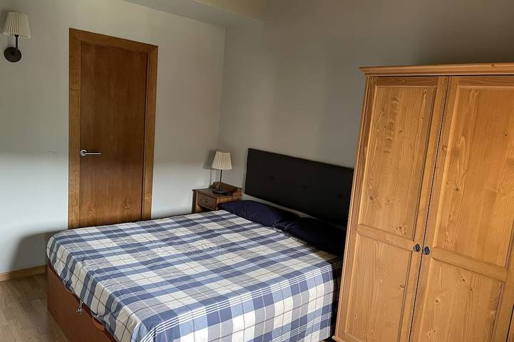 Gîte pour 4 personnes, avec jardin et terrasse, animaux acceptés à La Molina - 2