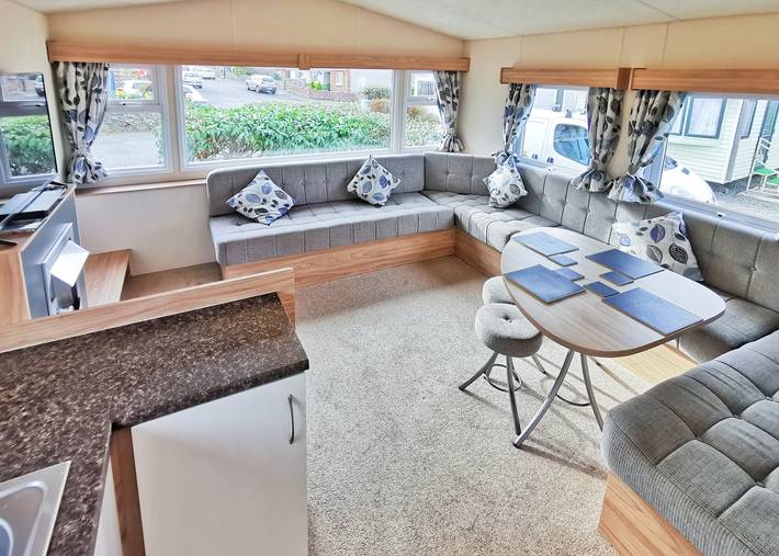 Glamping for 4 people in Cardigan Bay