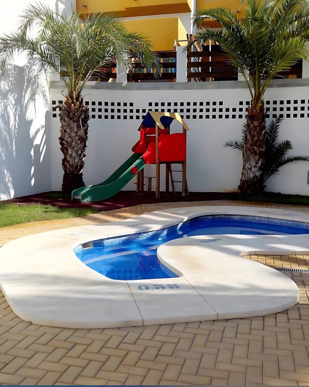 Ganze Wohnung, Ferienhaus 'Maison De Lumière' mit Meerblick, Wlan und Klimaanlage in Playas de Vera, Vera
