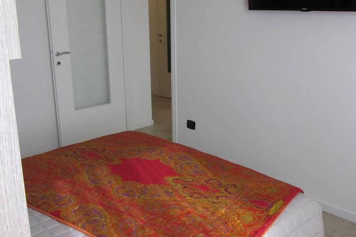 Ganze Wohnung, Jungenhaus - 90 qm Nur Für Dich. in Pavia, Pavia Provinz