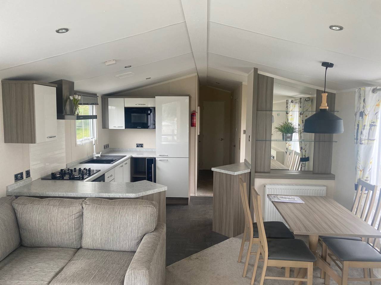 Ty Newydd Leisure Park 2-Bed Caravan, Sleeps 6 in Red Wharf Bay, Isle of Anglesey