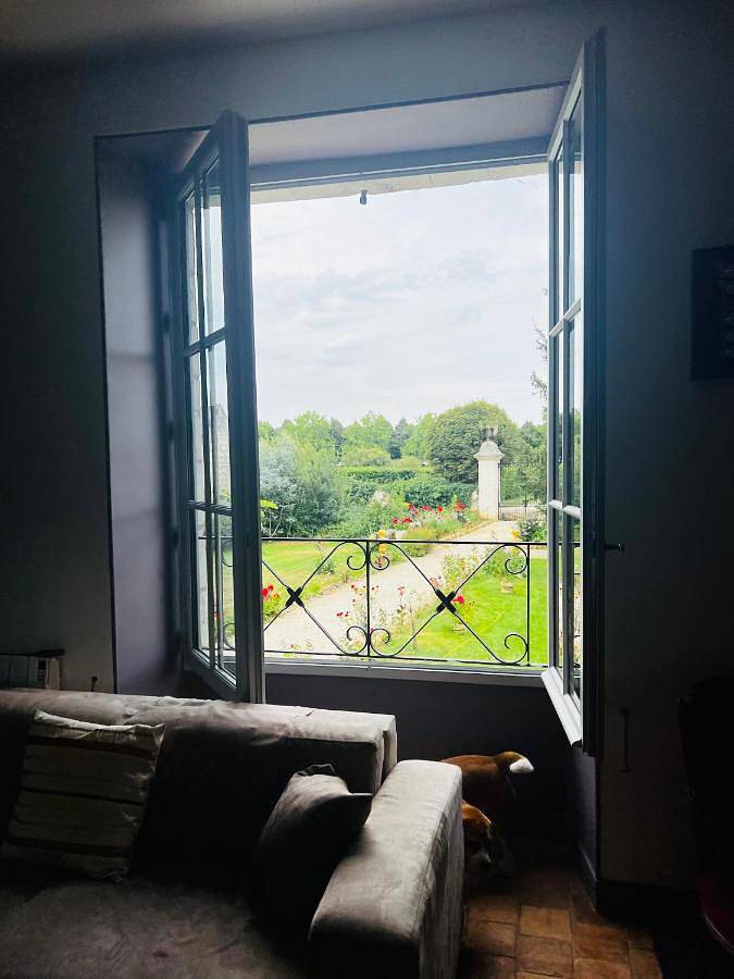Chambre d’hôte pour 4 personnes, avec Jacuzzi et Terrasse ainsi que Jardin et Piscine