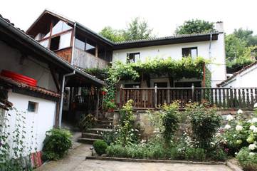 Auberge pour 2 personnes, avec vue et terrasse, animaux acceptés dans Veliko Tarnovo