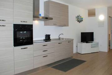 Gîte pour 4 personnes, avec jardin et piscine à Campione d'Italia