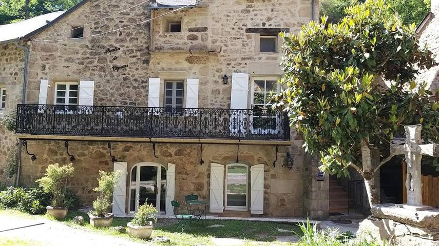 Apartamento de vacaciones para 3 personas, con jardín además de terraza y vistas - 1