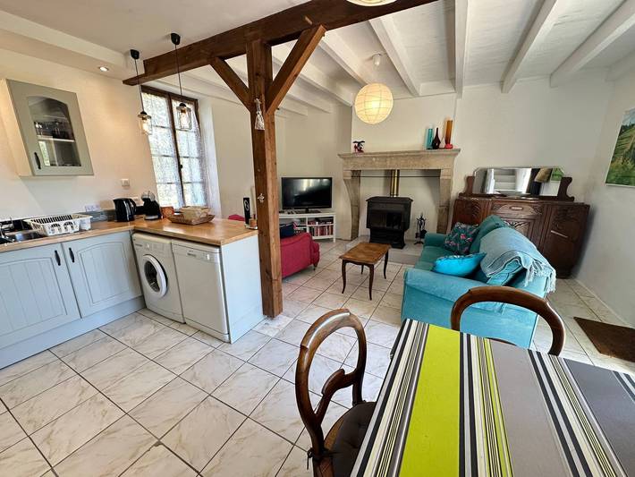 Maison de charme « Le Petit » avec piscine privée, jardin partagé et Wi-Fi in Auriolles, Région de Langon