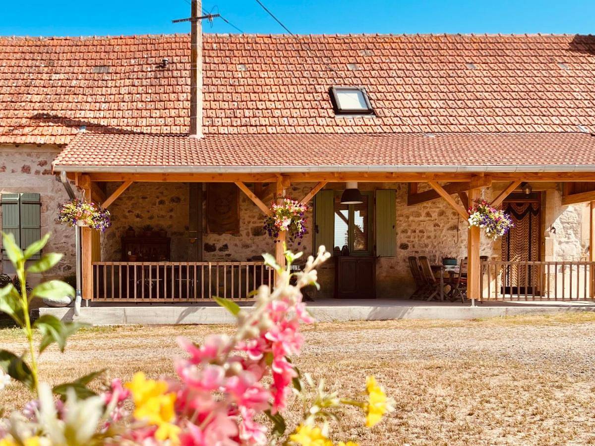 Deluxe Double Room with Extra Bed in Hérisson, Région de Montluçon