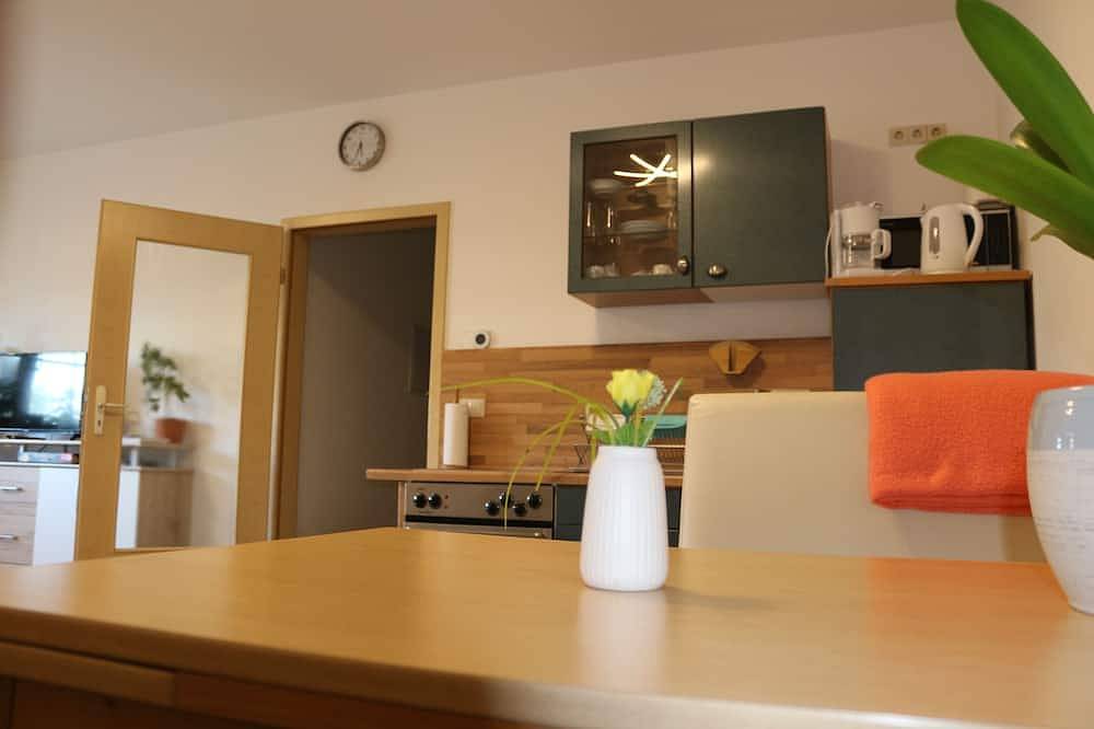 Ganze Wohnung, Ferienwohnung Brunow ,, Paula\" In der Natur Zuhause in Neundorf, Thüringer Schiefergebirge