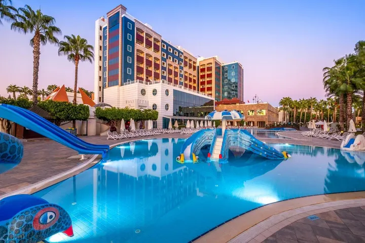 Hotel para 3 personas - 1