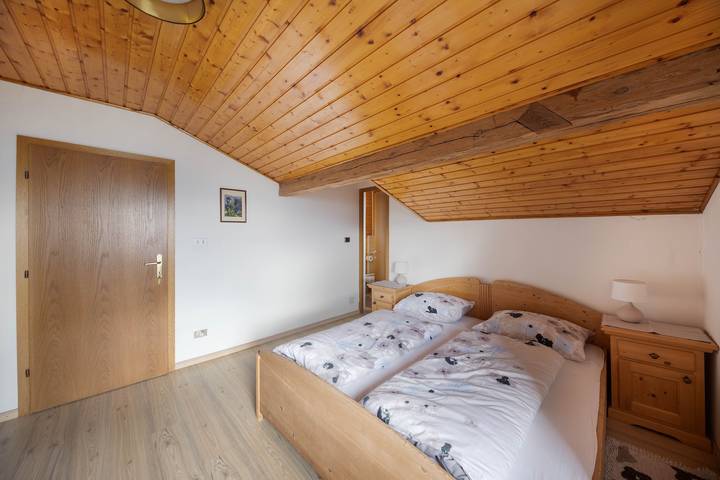 Entire apartment, Apartment "Malgorerhof Lavendel" with Mountain View, Wi-Fi, Balcony & Shared Garden in Oberglaning - Cologna di Sopra, Jenesien