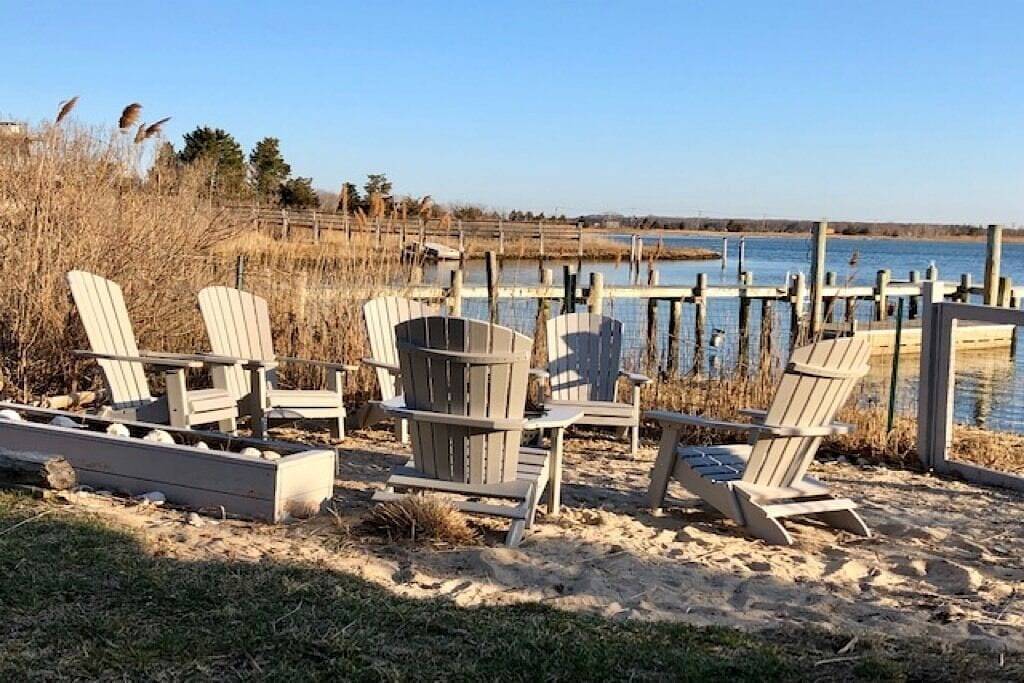 Geräumig, makellos 5 Br, 4 Bath Home mit Blick auf die Bucht und den Sonnenuntergang, familienfreundlich in Noyack, Hamptons