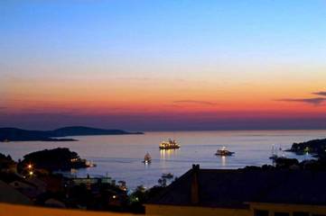 Maison d’hôte pour 5 personnes, avec jardin, adapté aux familles dans Hvar